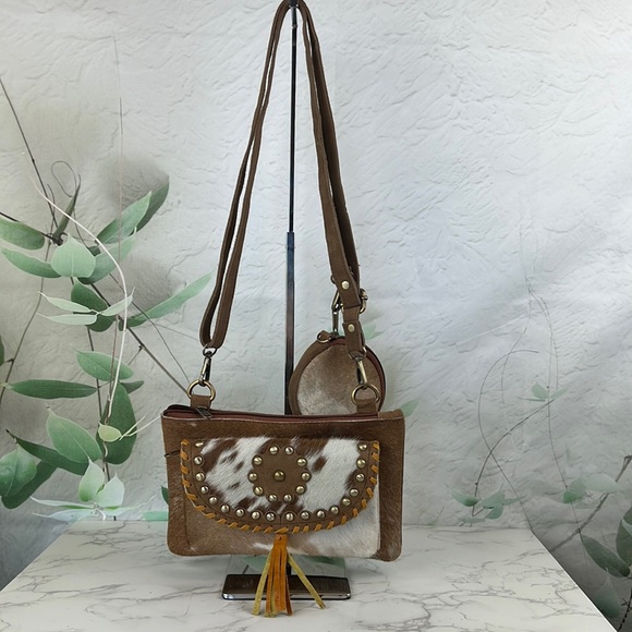 Crazy Heifer HOH Handmade Leather 2 Piece Crossbody Set - Picture 2 of 12